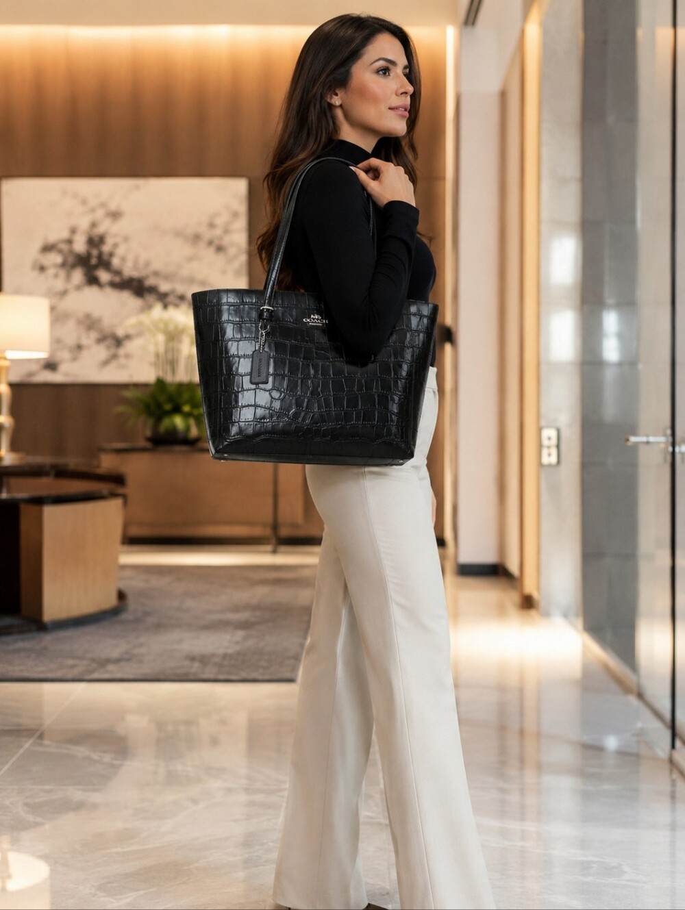 Coach Mollie Tote Bag In Crocodile-embossed Leather/Silver/Black CW018